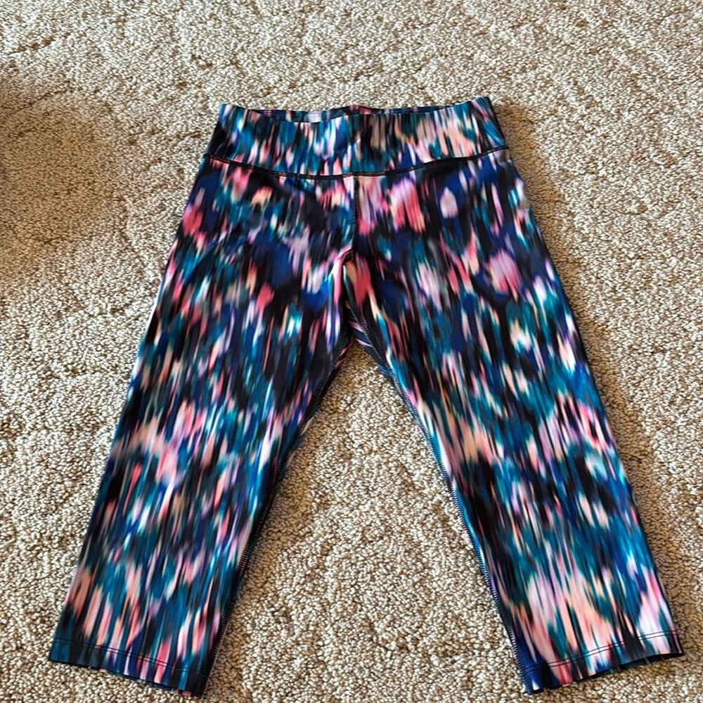 Multi color Capri leggings